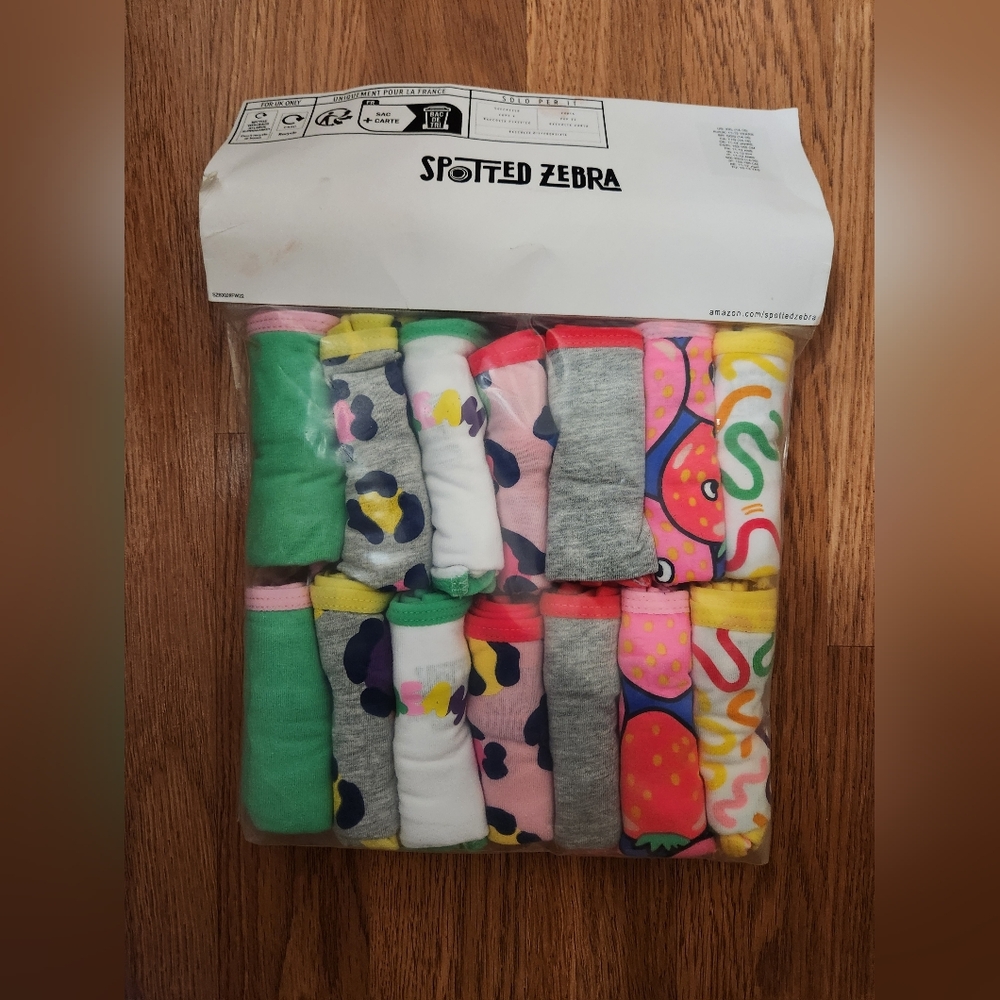 Spotted Zebra Girls Hipster Underwear XXL (14-16)